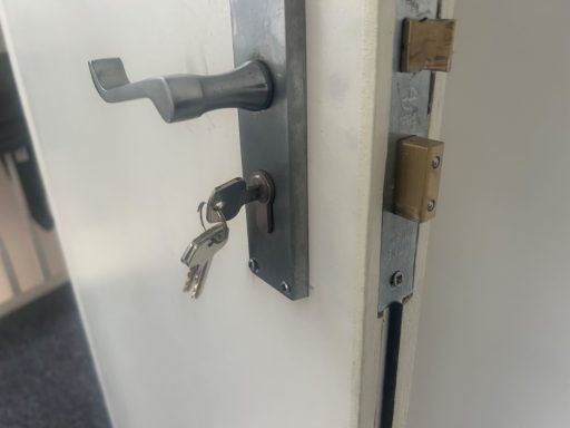 Ealing Broadway police approved local locksmiths service